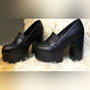 Platform pump loafers